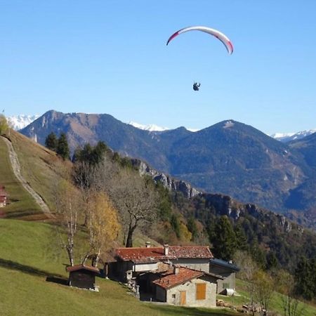 Mansarda G.A. Apartment Clusone Bagian luar foto